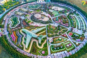 Dubai: Miracle Garden, Global Village e Dubai Frame