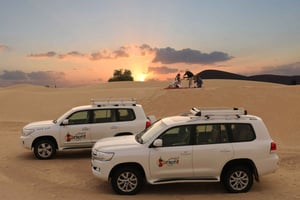 Dubai: Morning Desert Safari with Camel Ride & Sandboarding