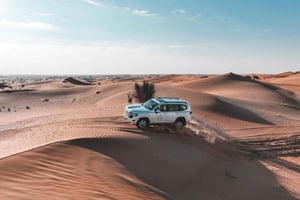 Dubai Premium Red Dunes Desert Safari: Kamelridning, morgenmad