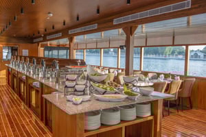 Dubai: Marina Sunset or Dinner Cruise with Shows & Open Bar