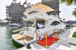 Croisière privée de luxe en yacht de 50 pieds dans la marina de Dubaï