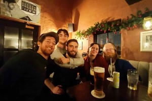 ダブリンパブツアー。パーフェクトなギネス、ウイスキーと音楽をお楽しみください。