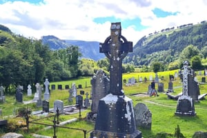 Private Tour - Co. Wicklow, Glendalough & Powerscourt Estate