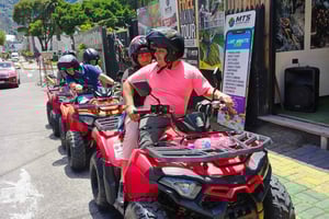 Opastettu kierros Cuadronesissa /ATV TOURS