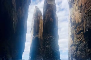 TOUR DE DESTAQUE SAN CRISTOBAL - TOUR KICKER ROCK LEON DORMIDO