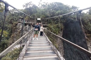 Quito: Tour til Baños de Agua Santa, Cotopaxi, Laguna de Yambo, 2 dage 1 nat