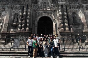 Quito: Tour of the Historic Center with a Cocoa Experience