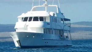Tip Top II Yacht