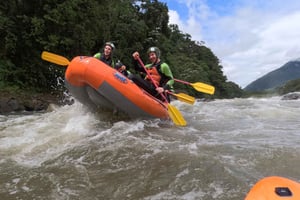 Rafting sulle rapide da Banos