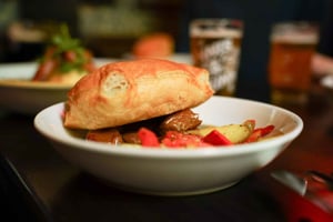 Comer en Edimburgo: tour de comida y bebida por el casco antiguo