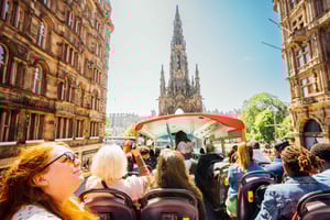 Edinburgh: Hop-On, Hop-Off Bus Tour City & Britannia Combo
