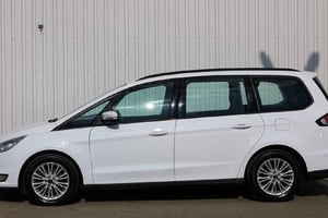 Edinburgh Togstation til Edinburgh Hotel Transfer 1-3 Pax