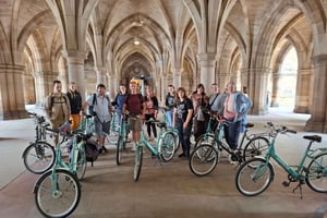 Glasgow: City, Clyde and West End Highlights Bike Tour