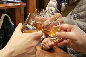 Glasgow: Walking Food Tour with Drinks