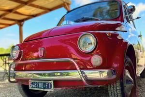 Florens 5-timmars picknicktur i en vintage Fiat 500