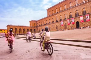 フィレンツェ：ミケランジェロ広場に立ち寄るE-Bikeシティツアー