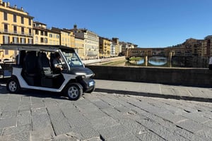 Florence: Private Tour in an Electric Minicar with a Gourmet Stop in Via de Neri