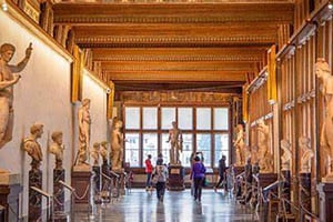Florence: Reserved Uffizi Gallery Hosted Tickets