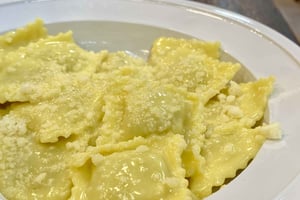 Florence: Street Food Tour with Wine & Local Guide