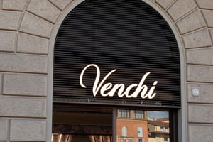 Florence: Venchi Chocolate Bar and Gourmet Cone Experience
