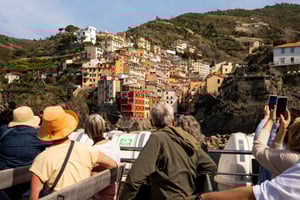 Depuis Florence : excursion d'une journée aux Cinque Terre avec arrêt à Pise
