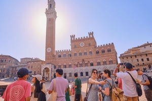 Visite de Sienne, Pise et San Gimignano avec déjeuner et dégustation de vins