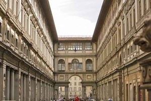Uffizi Gallery: Guided Tour with Skip-the-Line Entry