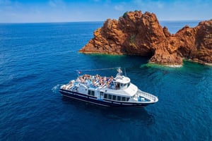 From Mandelieu: Corniche d'Or Sightseeing Cruise with Guide