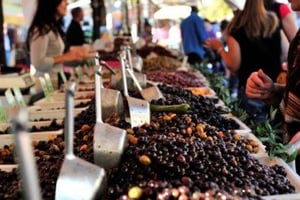 Italian Coast & Market: Full-Day Small Group Trip