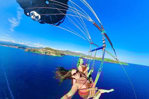Nice: Parasailing Adventure with French Riviera Views