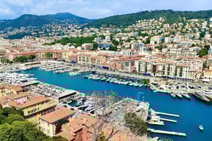 Nice: Walking Tour of Port Lympia & Antiques District