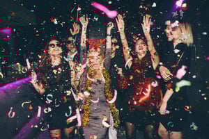 Nizza: 4 baarin pubikierros + VIP-klubille pääsy ja 5 ilmaista shottia