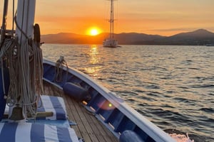 Kreuzfahrt bei Sonnenuntergang + Wein in Saint-Tropez
