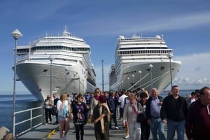 Koko päivän retki Vigosta Santiagoon – vain risteilijöille