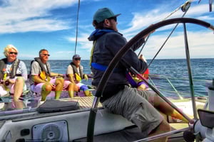 Knysna: 2.5-Hour Day Sail & Lunch Charter