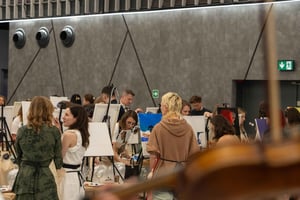 Pintura e vinho com concerto ao vivo em Gdansk!