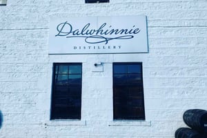 Glasgow'sta tai Edinburghista: Skotlannin viskikierros