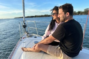 ゴールドコースト：プライベートアフタヌーンティーセーリングチャーター