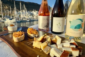 1h Boat Trip + 2h Dockside Wine & Food Tasting