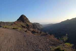 E-bike tour to Fataga on trails