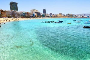 Las Palmas: City Highlights Guided Tour with Pickup