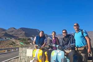 Maspalomas: tour of the Ayagaures on old electric scooters
