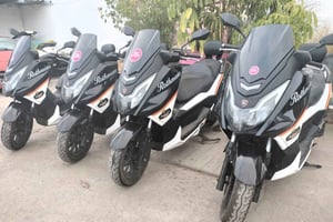 PUERTO RICO: XL MAXISCOOTER 125 DIAS DE ALQUILER -SE REQUIERE DEPOSITO