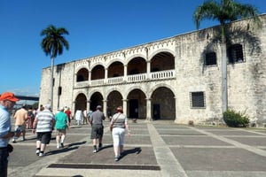 Punta Cana: Santo Domingo Tour with Lunch & Hotel Pickup