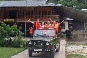 De Hanói: Cao Bang Loop - Excursão de jipe militar 4 dias e 3 noites