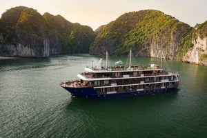 Fra Hanoi: 2-dages Halong og Lan Ha Bay La Pandora Cruise