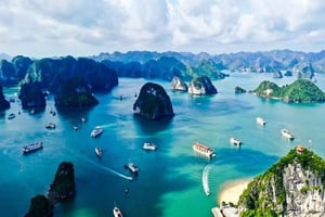 Fra Hanoi: 2-dages Ninh Binh & Ha Long-bugten – alt inklusive