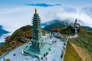 Vanuit Hanoi: 2-daagse Sapa, Fansipan en Muong Hoa Valley Tour