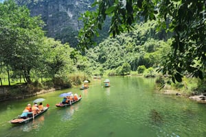 Från Hanoi: 3-dagars resa till Ninh Binh med kryssning i Ha Long-bukten