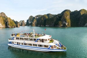 Ninh Binhistä: Ninh Binh Binh Binhhin: 1 päivä Ha Long Bay Luxury Cruise With Buffet: 1 Day Ha Long Bay Luxury Cruise With Buffet